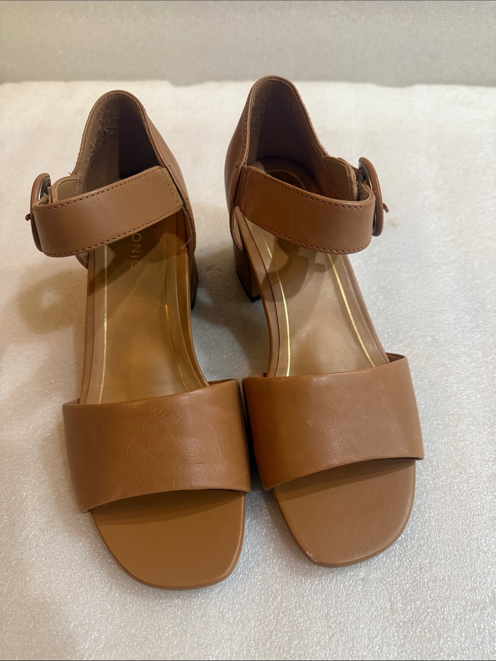 Vionic Womens Chardonnay Heeled Sandal Camel Brown Leather 9 Wide